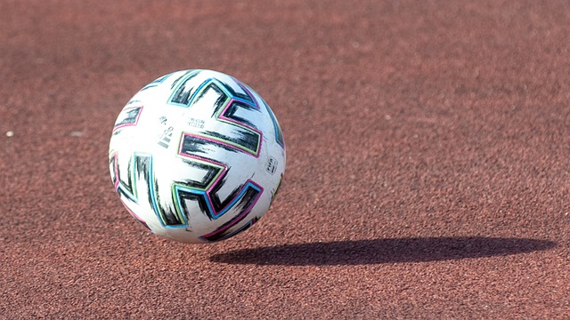 替补登场帮助球队锁定胜局，萨卡：无论谁上都是团队的一部分