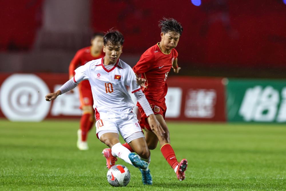 2025年羽毛球运动科学前沿国际学术会议在广州召开