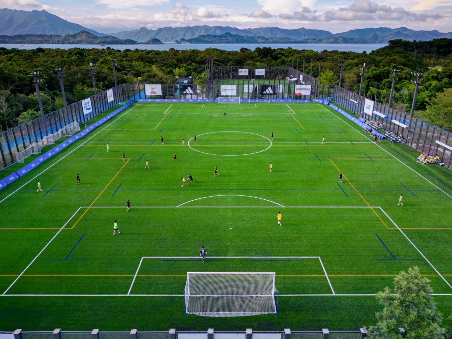 孔蒂：上赛季我们的夺冠出乎意料，这赛季的目标是全力卫冕