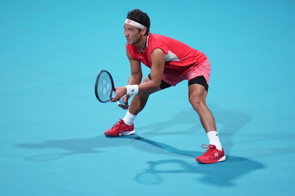 篮球湖人球员社媒晒训练照，状态积极