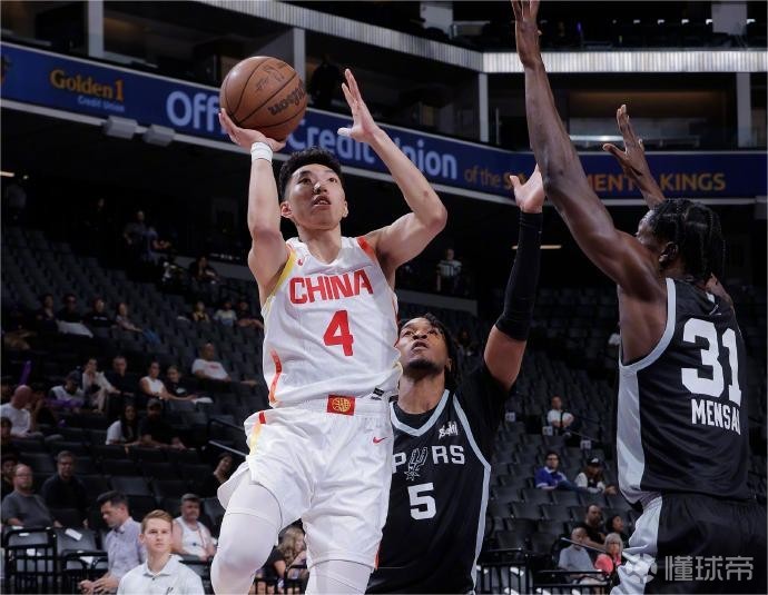 维罗纳vs帕尔马：加利亚尔迪尼、焦瓦内首发，库特罗内、马特奥-佩莱格里诺出战